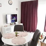 Art Life Apartment *