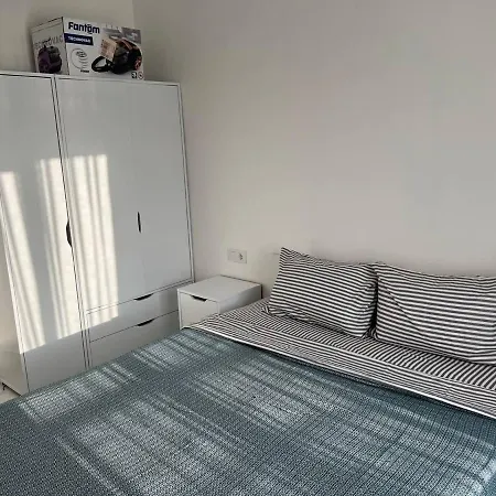 Art Life Apartment *