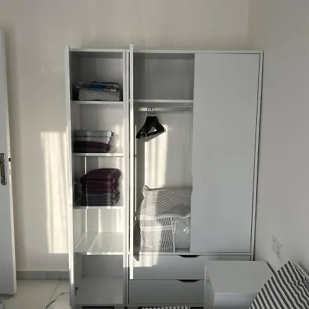 Art Life Apartment *